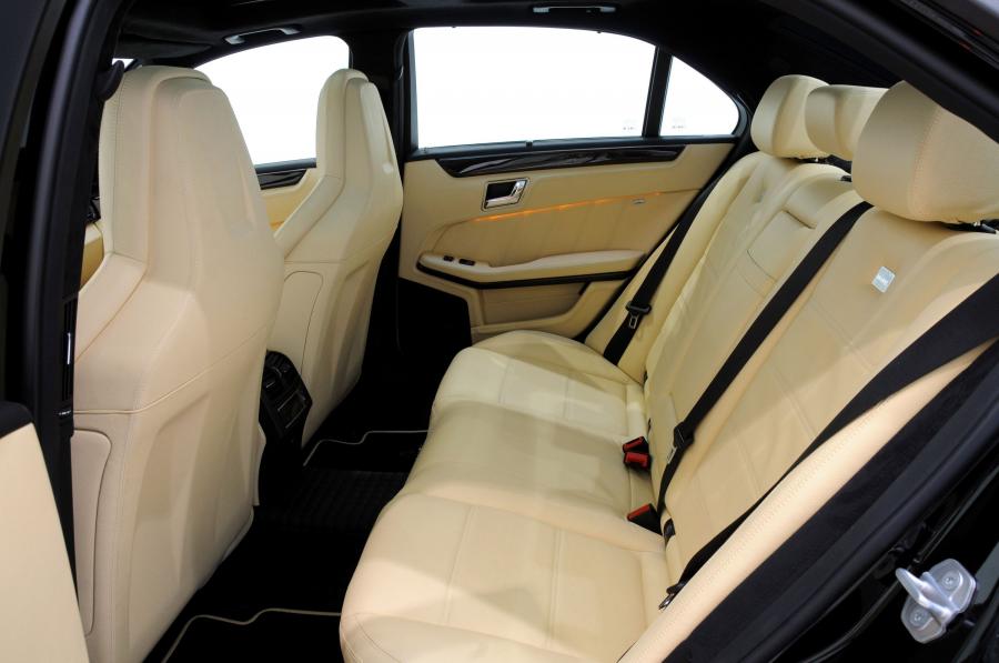  Mercedes-Benz E V12 by Brabus 2010 года  (фото 2 из 44)